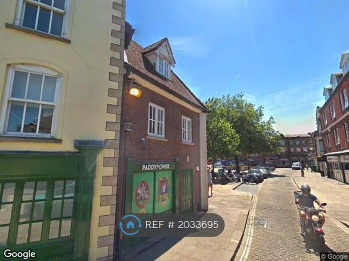 2 Bedroom Flat To Rent In Buckingham Street, Aylesbury, HP20