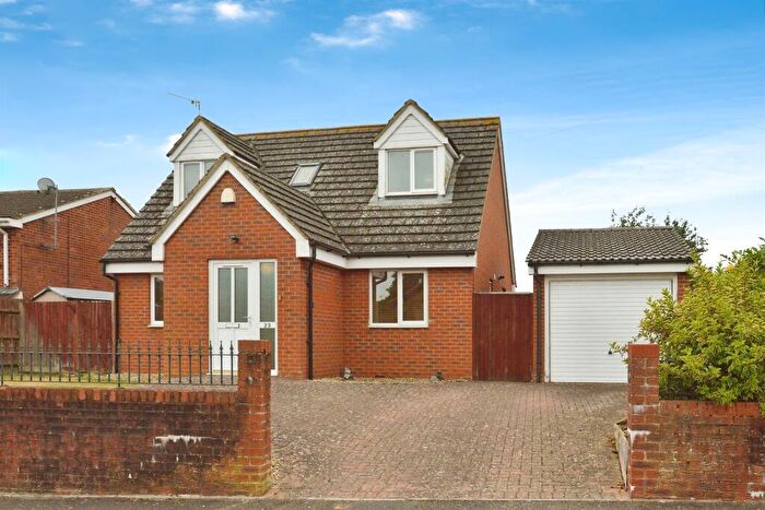 4 Bedroom Detached Bungalow For Sale In Porters Close, Deanshanger, Milton Keynes, MK19
