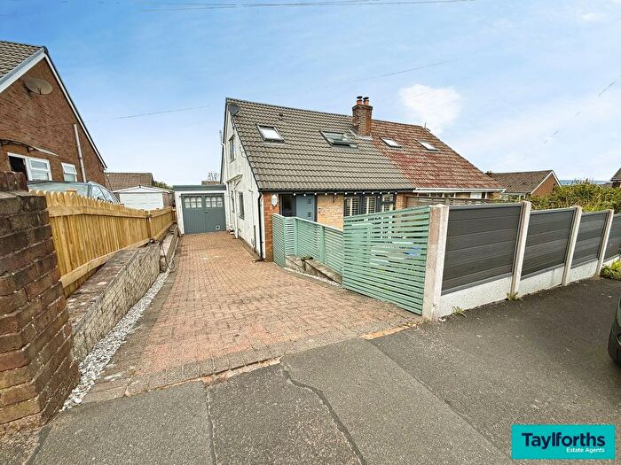 4 Bedroom Semi Detached Bungalow For Sale In Ambleside Avenue, Barnoldswick, BB18