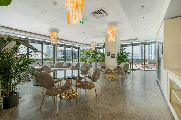 3 Bedroom Flat To Rent In Damac Tower, Vauxhall, London, SW8