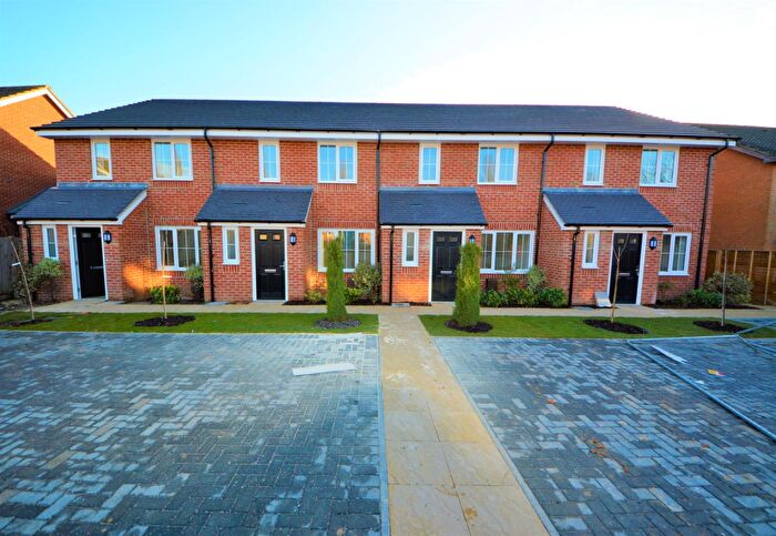 3 Bedroom House To Rent In Hollands Close, Portsmouth, PO6