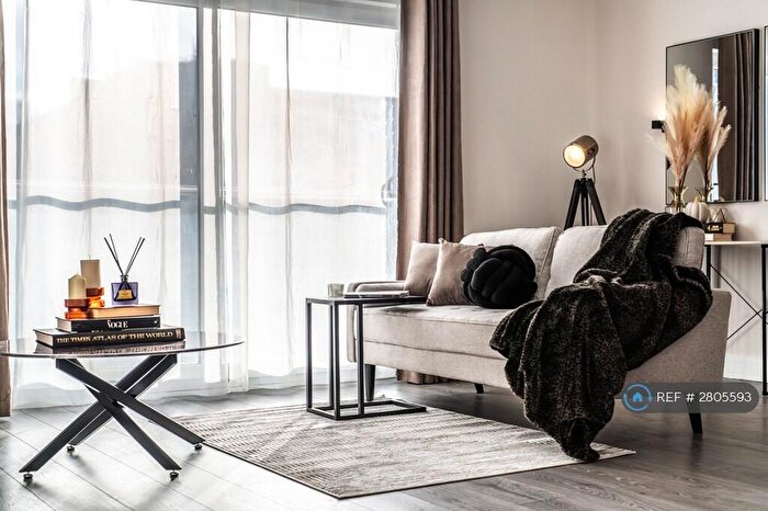 1 Bedroom Flat To Rent In Vivian Court, Hemel Hempstead, HP1