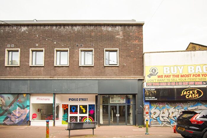 1 Bedroom Flat To Rent In East Street, Bedminster, BS3