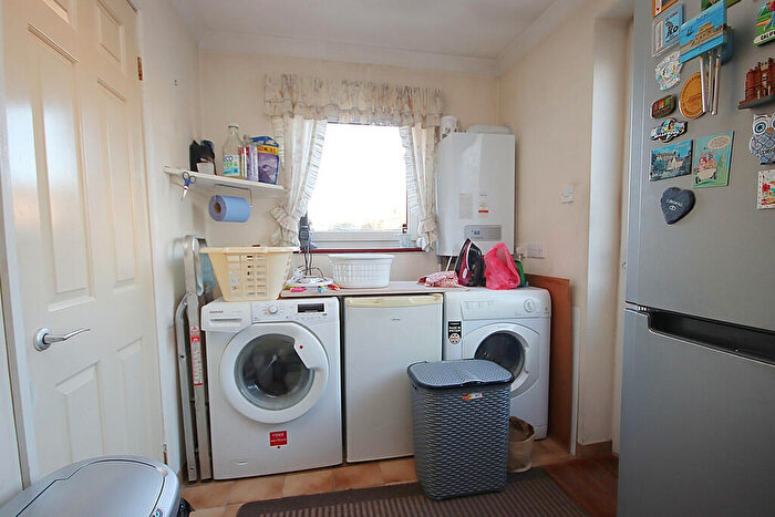 3 Bedroom End Of Terrace House For Sale In Arun Road, Billingshurst, RH14