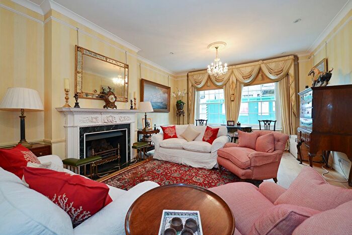5 Bedroom Detached House To Rent In Ennismore Mews, Kensington And Chelsea, London, SW7