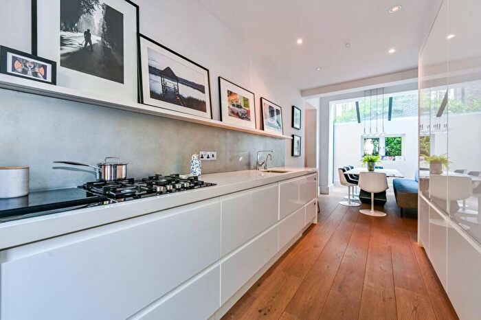 3 Bedroom House For Sale In Gloucester Crescent, Regent's Park, London, NW1