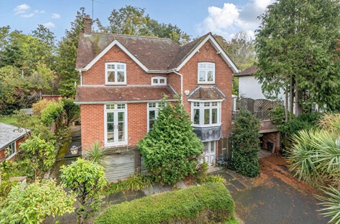 4 Bedroom Detached House For Sale In Highfield, Exeter, EX4