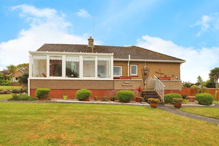 3 Bedroom Semi-Detached Bungalow For Sale In Ardlochan Grove, Maidens, Girvan, KA26
