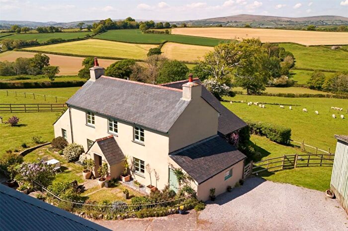 6 Bedroom Equestrian Facility For Sale In . Acres - Modbury, Ivybridge, Devon, PL21