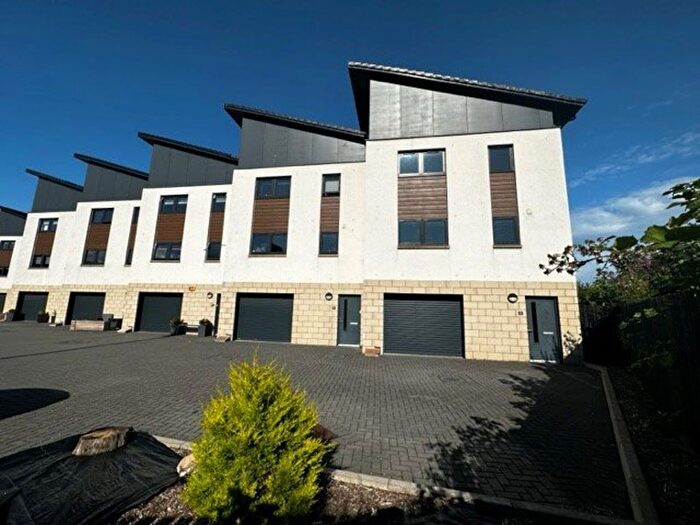 3 Bedroom Terraced House To Rent In Main Street, Guardbridge, Fife, KY16