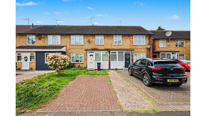 3 Bedroom Terraced House For Sale In Russells Ride, Cheshunt, Waltham Cross, Hertfordshire, EN8