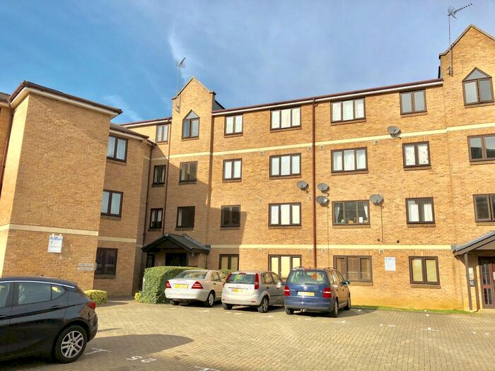 2 Bedroom Apartment To Rent In Henry Bird Way, Northampton, NN4