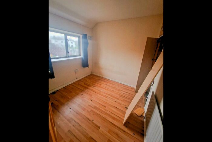 3 Bedroom End Of Terrace House To Rent In Foyle Drive, South Ockendon, RM15