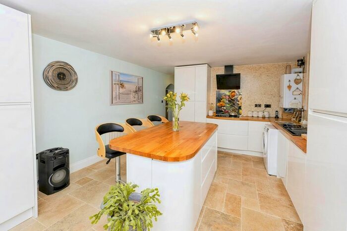 2 Bedroom Detached Bungalow For Sale In Main Road, Withern, Alford, LN13