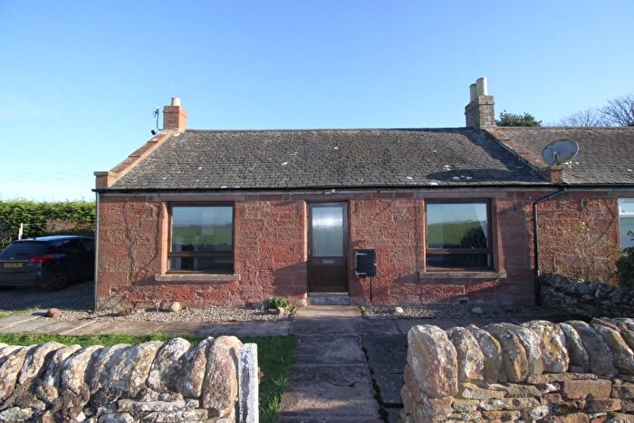 3 Bedroom Cottage To Rent In Rose Hill Cottage, DD11