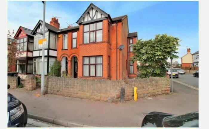 7 Bedroom Semi-Detached House To Rent In Queens Road, Nottingham, NG9