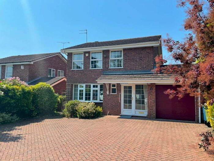 3 Bedroom Detached House To Rent In Castledene Drive, Stafford, ST16