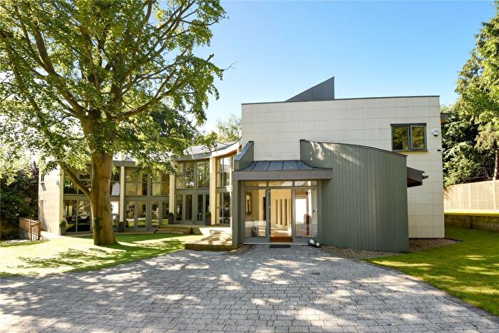 5 Bedroom Detached House To Rent In Peppard Lane, Henley-on-Thames, Oxfordshire, RG9