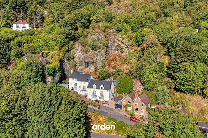 4 Bedroom Semi-Detached House For Sale In Hillside Close, Malvern, WR14