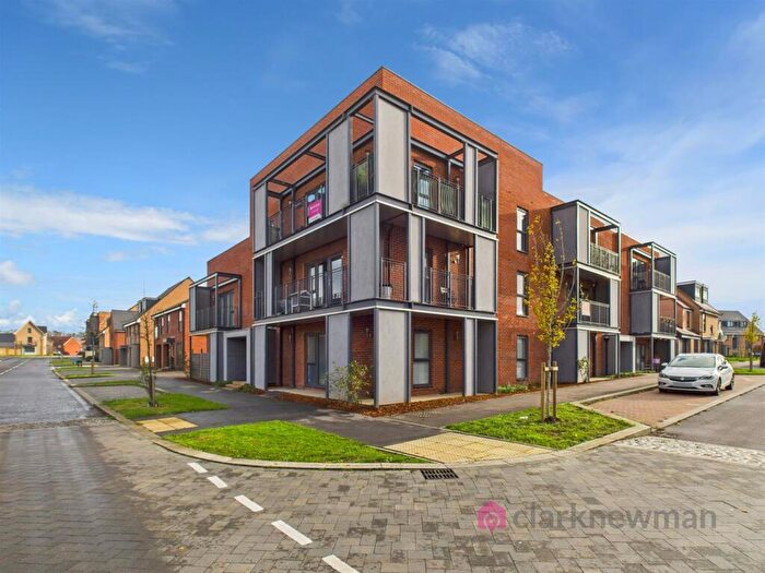 2 Bedroom Apartment For Sale In Aspen Way, Gilden Park, OId Harlow, CM17