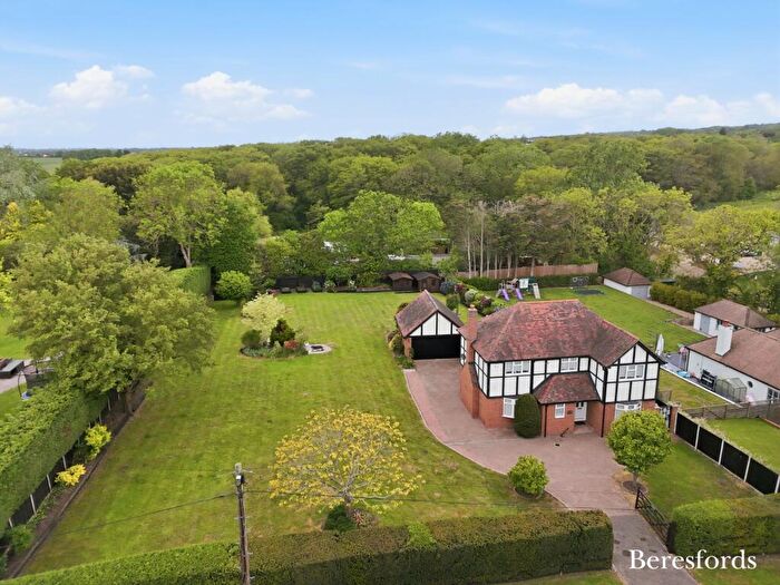 4 Bedroom Detached House For Sale In Little Warley Hall Lane, Little Warley, CM13