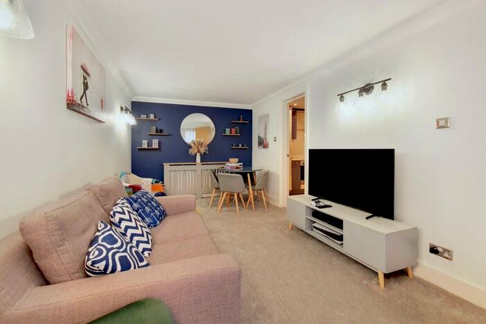 1 Bedroom Flat To Rent In Essex Road, Islington, London, N1