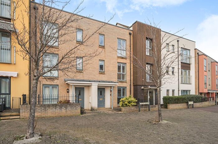 3 Bedroom Terraced House For Sale In Station Square, St Neots, PE19