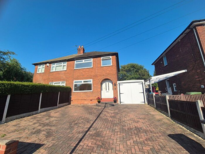 3 Bedroom Semi-Detached House To Rent In Greenway Close, Helsby, Frodsham, WA6