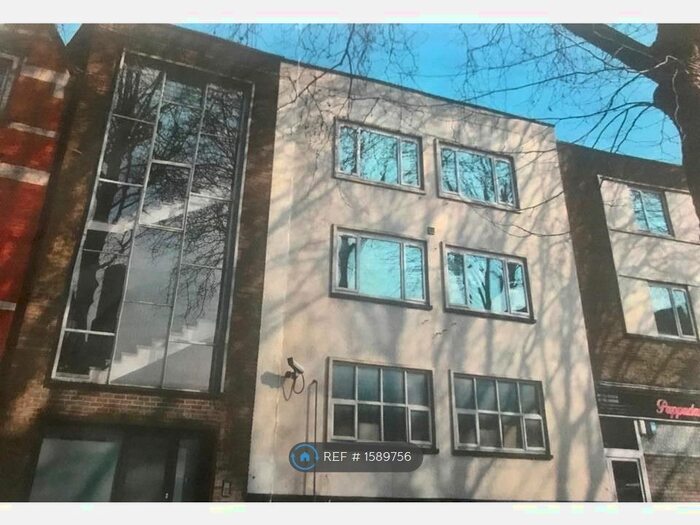 1 Bedroom Flat To Rent In Empire House, Swindon, SN1