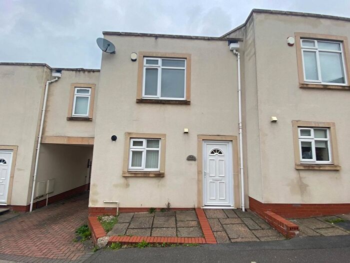 2 Bedroom Property To Rent In Alma Place, Bristol, BS3