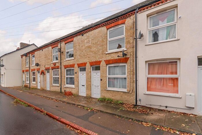 2 Bedroom Terraced House For Sale In Clarence Road, Peterborough, Cambridgeshire, PE1