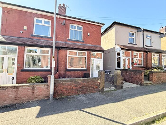 2 Bedroom Semi-Detached House For Sale In Smith Street, Lees, Oldham, OL4