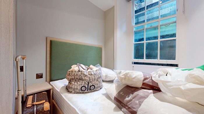 Studio To Rent In Draycott Avenue, London, SW3