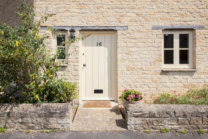 3 Bedroom House For Sale In The Green, Cassington, OX29