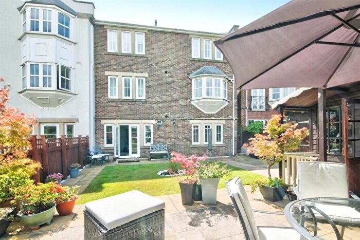 2 Bedroom Flat For Sale In Beamish Rise, Stanley, County Durham, DH9