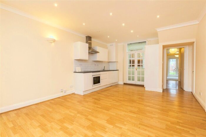 2 Bedroom Flat To Rent In New North Road, Islington, London, N1