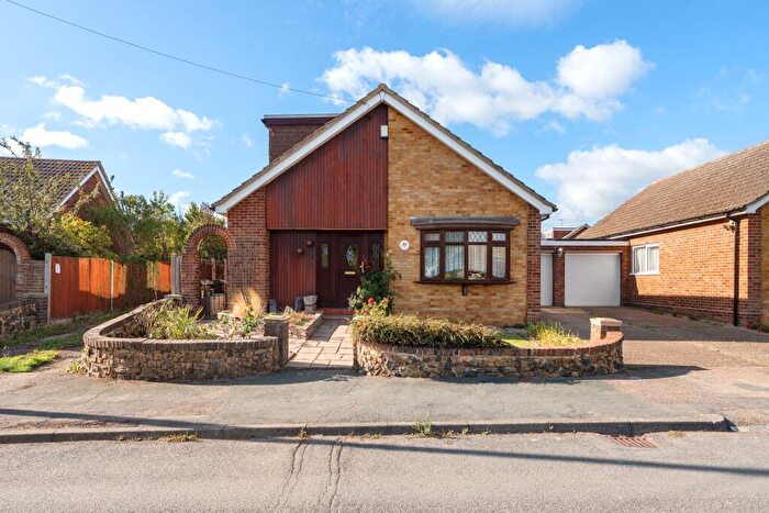3 Bedroom Detached Bungalow For Sale In Cerne Road, Gravesend, Kent, DA12