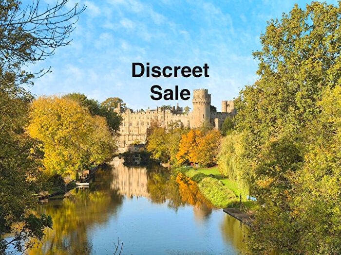 4 Bedroom Terraced House For Sale In Next To Warwick Castle, , Extended, CV34