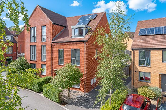 3 Bedroom Semi-detached House For Sale In Cane Hill Park, Coulsdon, Surrey, CR5