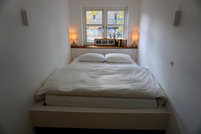 1 Bedroom Flat To Rent In Harrow Road, London . All Bills Included. (H), W10