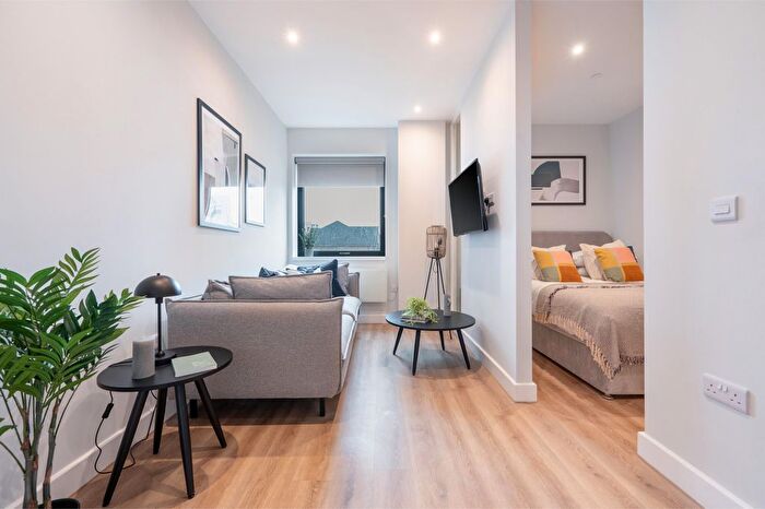 Studio To Rent In Clay, Salford Quays, M50