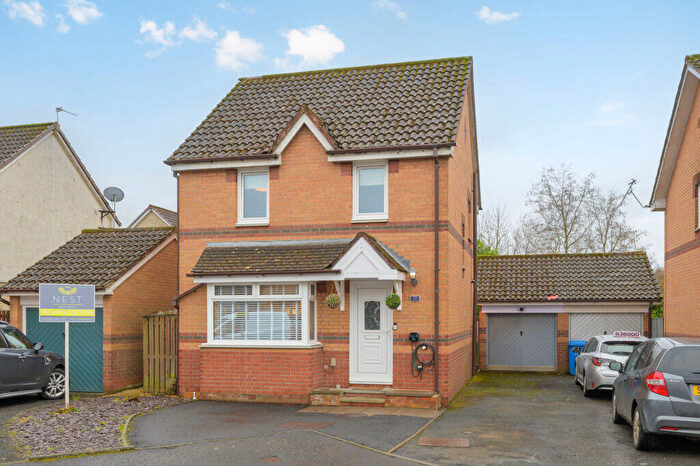 3 Bedroom Detached House For Sale In Park Road, Carron, Falkirk, FK2