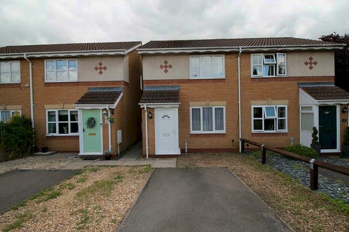 2 Bedroom Terraced House To Rent In Garrow Close, Irthlingborough, NN9