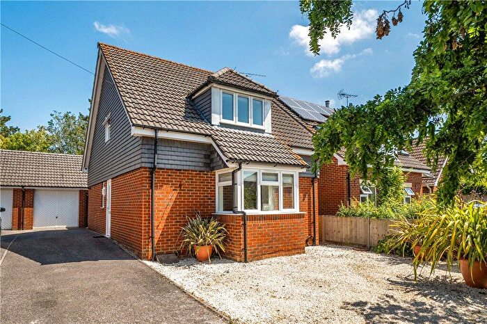3 Bedroom Detached House For Sale In Middle Road, North Baddesley, Southampton, Hampshire, SO52