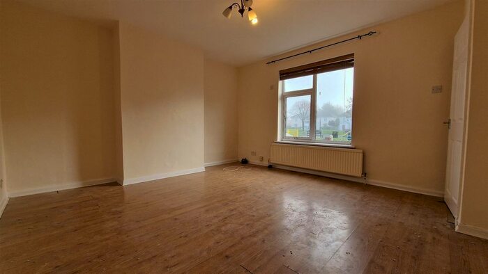 2 Bedroom Property To Rent In Browngraves Road, Harlington, Hayes, UB3