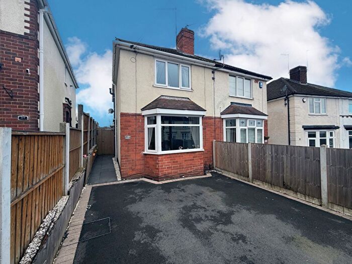 2 Bedroom Semi Detached House For Sale In Oak Park Road, Wordsley, Stourbridge, DY8