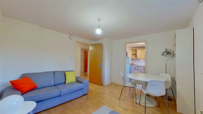 2 Bedroom Flat To Rent In Allanfield Place, Edinburgh, EH7