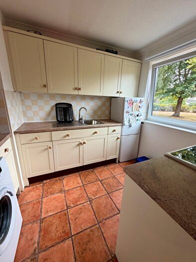 2 Bedroom Flat For Sale In Flat, Blythe Court, Ferndown Close, Taunton, TA1