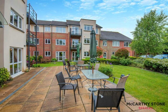 1 Bedroom Apartment For Sale In Waggoners Court, Legions Way, Bishop's Stortford, CM23