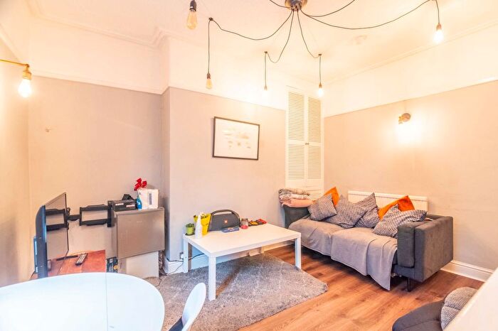 4 Bedroom Property To Rent In Granville Road, Wavertree, L15
